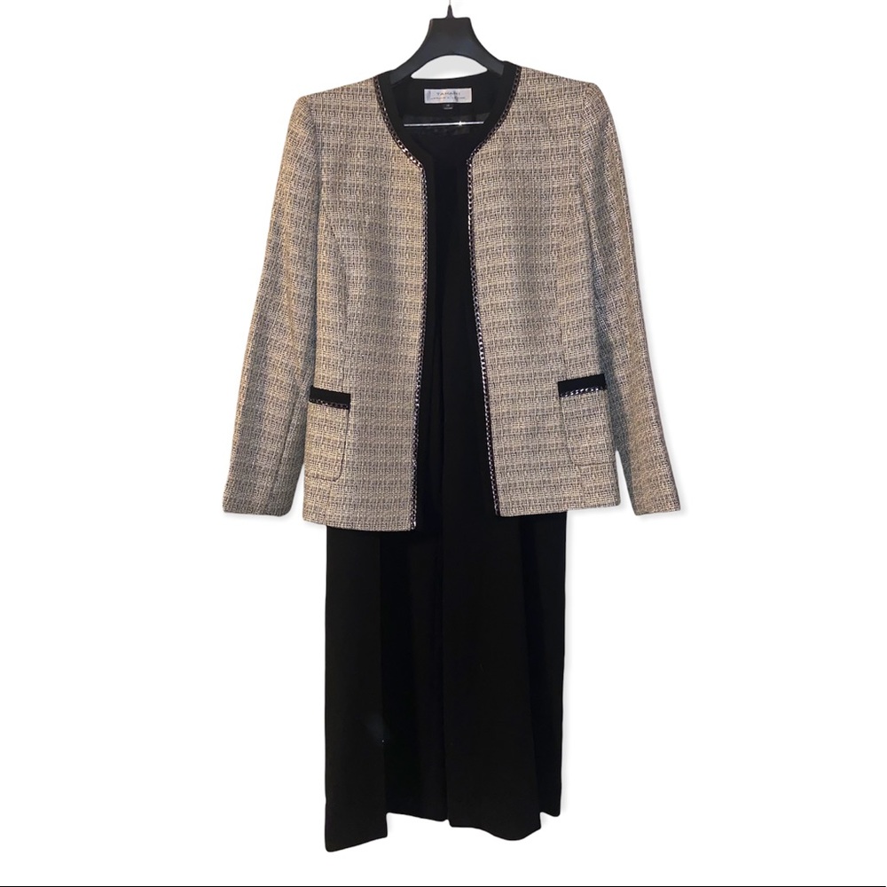 Tahari Chic Black and Cream Pantsuit